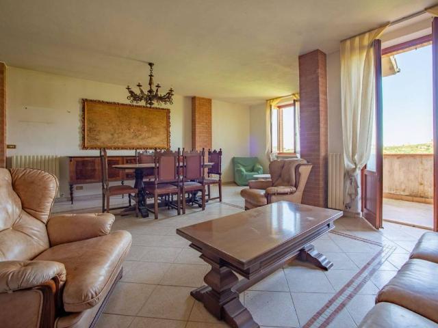 Villa in vendita a Siena SI
