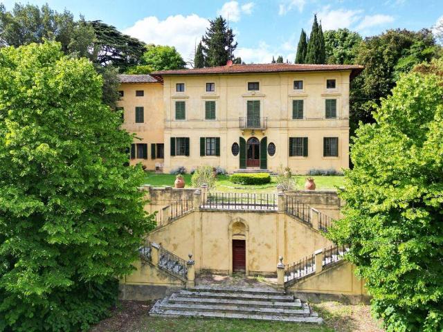 Villa in vendita a Siena SI