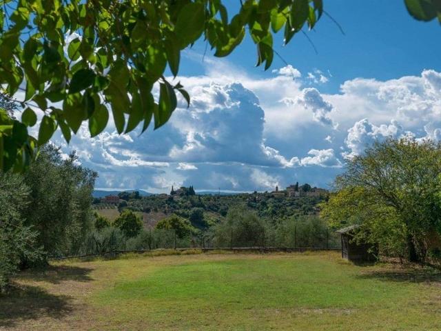 Villa in vendita a Siena SI