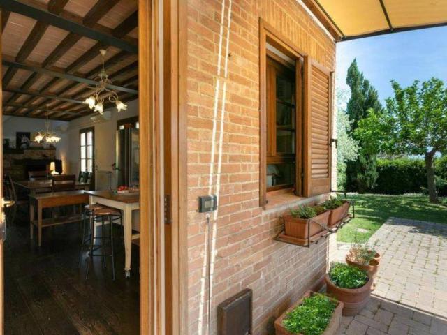 Villa in vendita a Siena SI