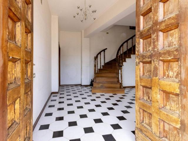 Villa in vendita a Siena SI