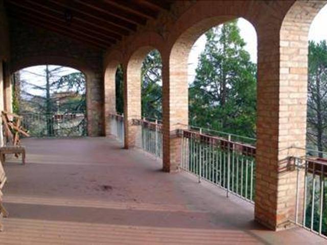 Villa in vendita a Siena SI