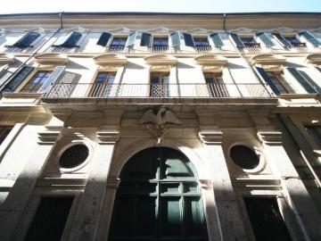 Villa in vendita a Siena SI