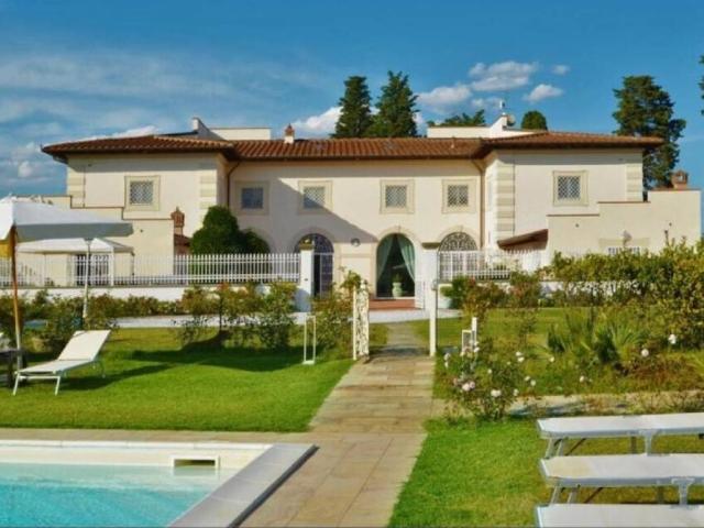 Villa in vendita a Signa FI