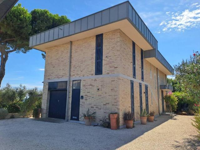 Villa in vendita a Silvi TE