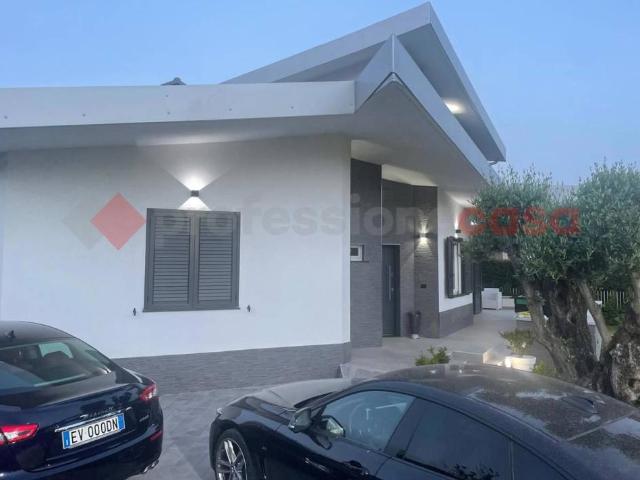 Villa in vendita a Simeri Crichi CZ