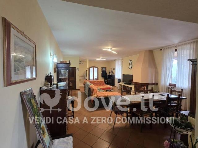 Casa indipendente in vendita a Sinalunga SI