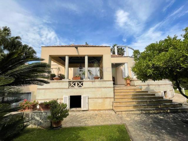 Villa in vendita a Siracusa