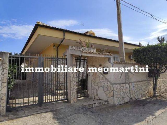 Villa in vendita a Siracusa SR