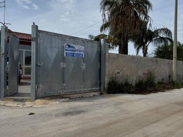 Villa in vendita a Siracusa SR