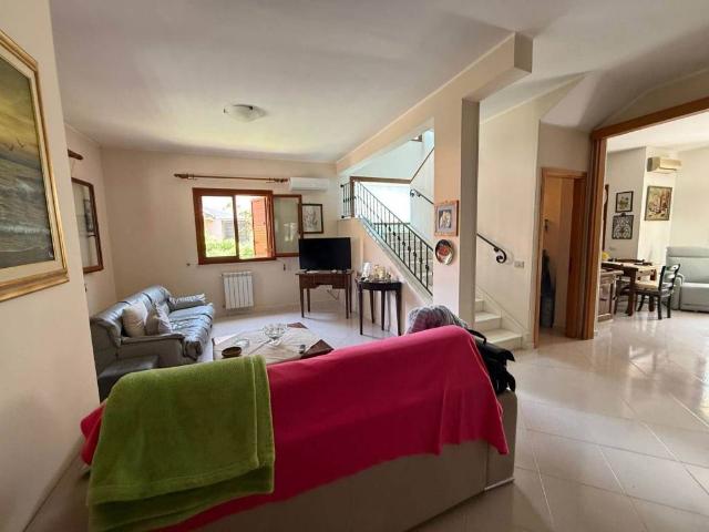 Villa in vendita a Siracusa SR