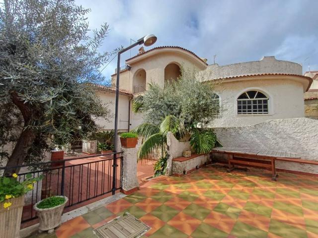 Villa in vendita a Siracusa SR