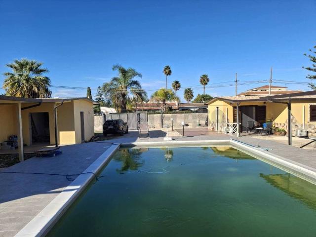Villa in vendita a Siracusa SR