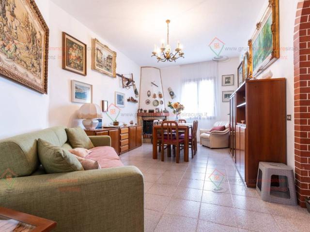Villa in vendita a Siracusa SR