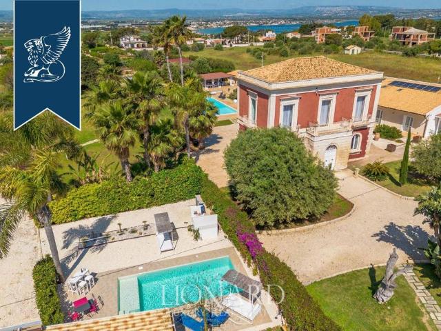 Villa in vendita a Siracusa SR