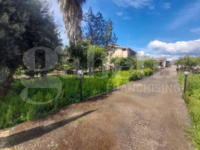 Villa in vendita a Siracusa SR