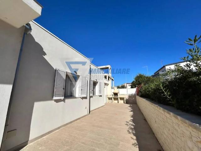 Villa in vendita a Siracusa SR