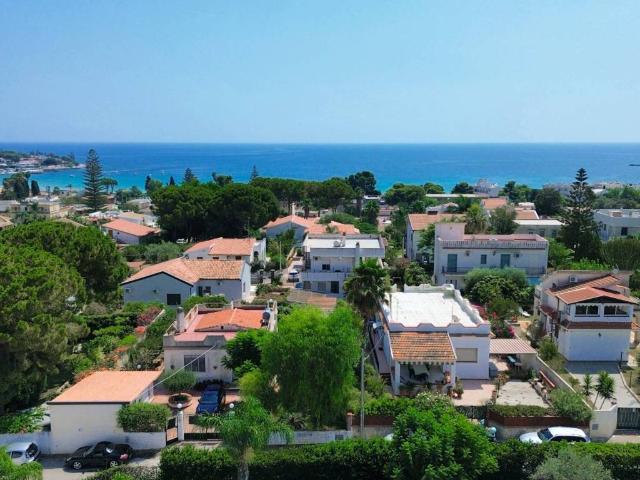 Villa in vendita a Siracusa SR