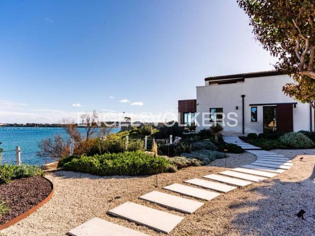 Villa in vendita a Siracusa SR