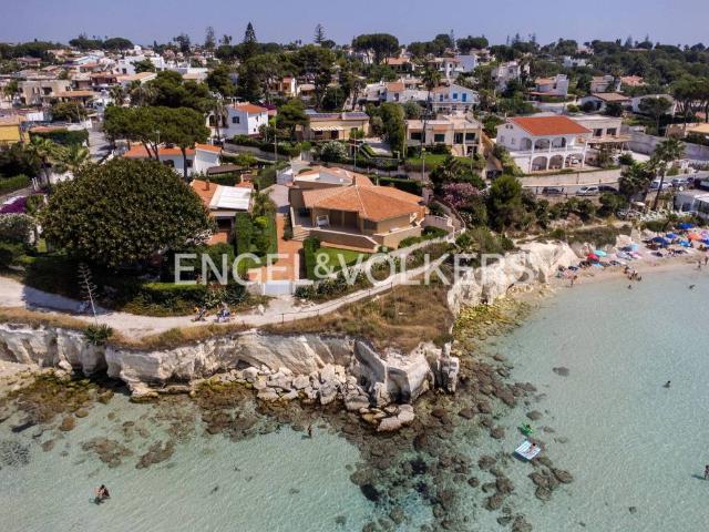 Villa in vendita a Siracusa SR