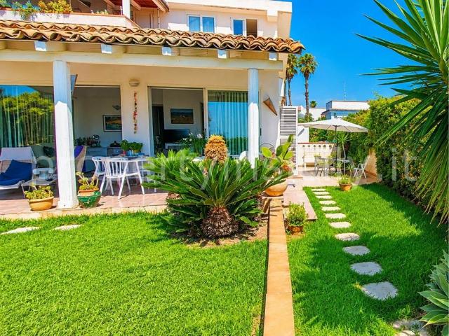 Villa in vendita a Siracusa SR
