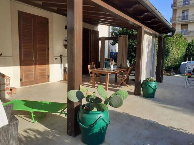 Villa in vendita a Siracusa SR