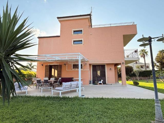 Villa in vendita a Siracusa SR