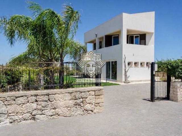 Villa in vendita a Siracusa SR