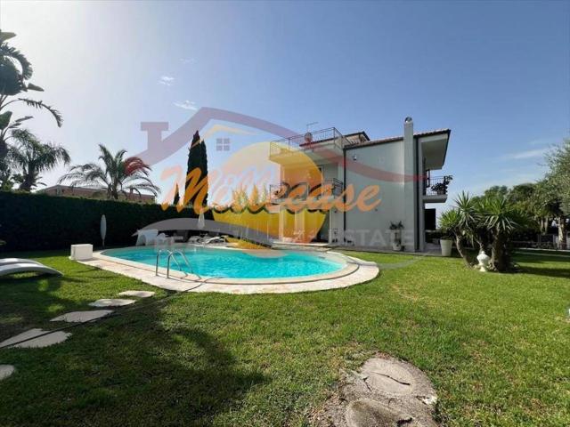 Villa in vendita a Siracusa SR