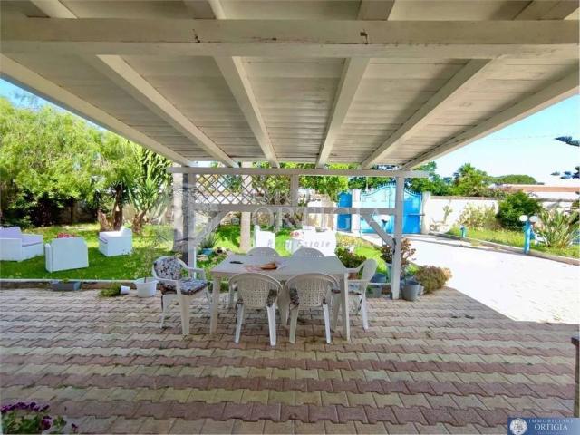 Villa in vendita a Siracusa SR