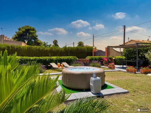 Villa in vendita a Siracusa SR