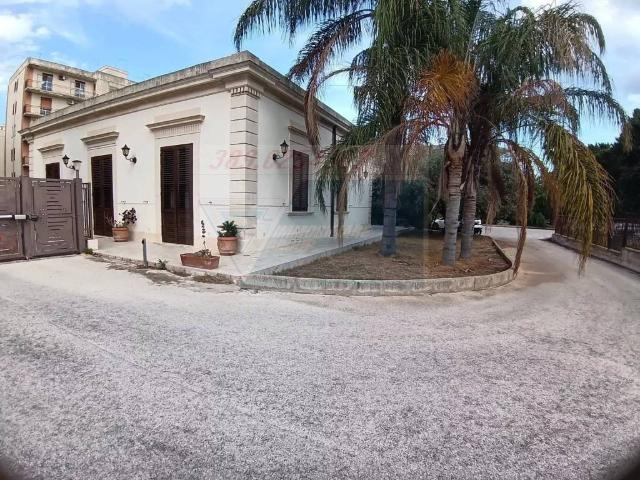 Villa in vendita a Siracusa SR