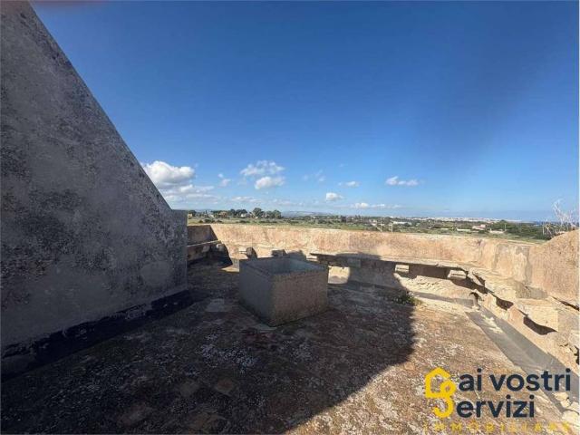 Villa in vendita a Siracusa SR
