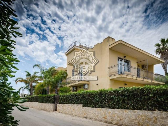 Villa in vendita a Siracusa SR