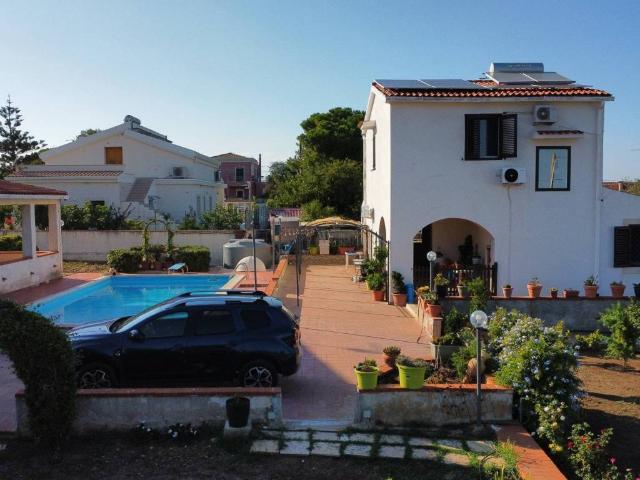 Villa in vendita a Siracusa SR