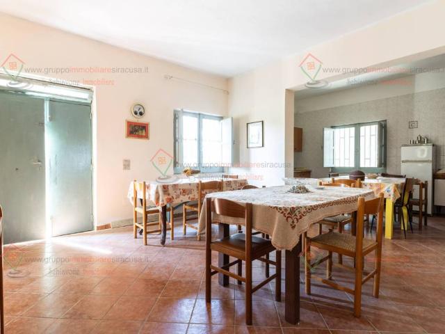 Villa in vendita a Siracusa SR