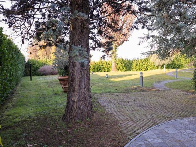 Villa in vendita a Sirtori LC