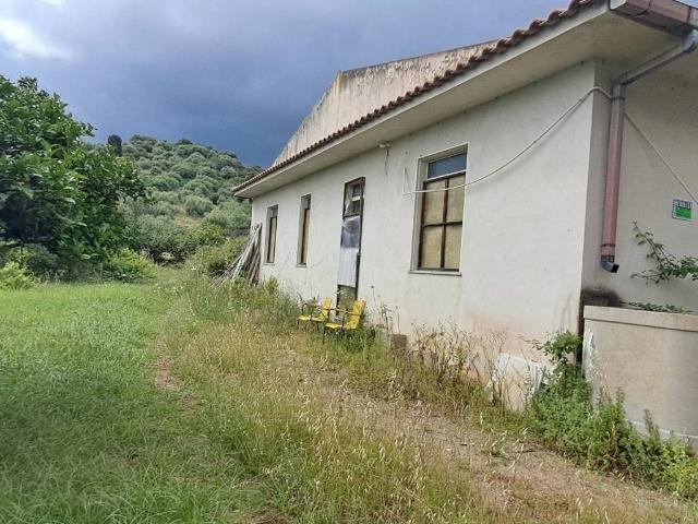 Villa in vendita a Spadafora ME