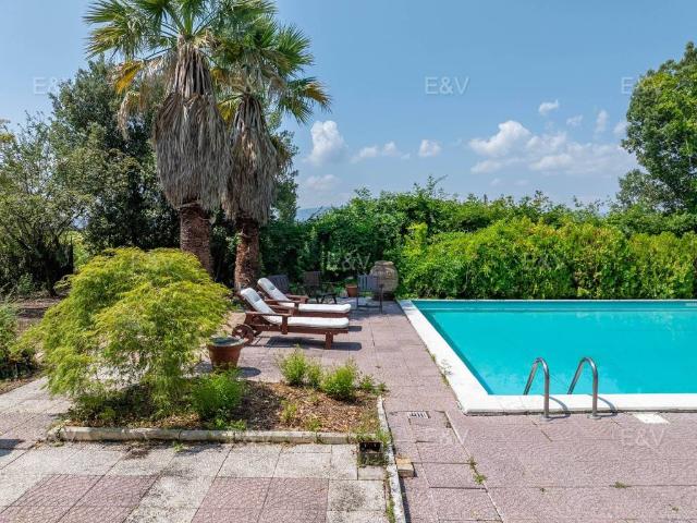 Villa in vendita a Spello PG