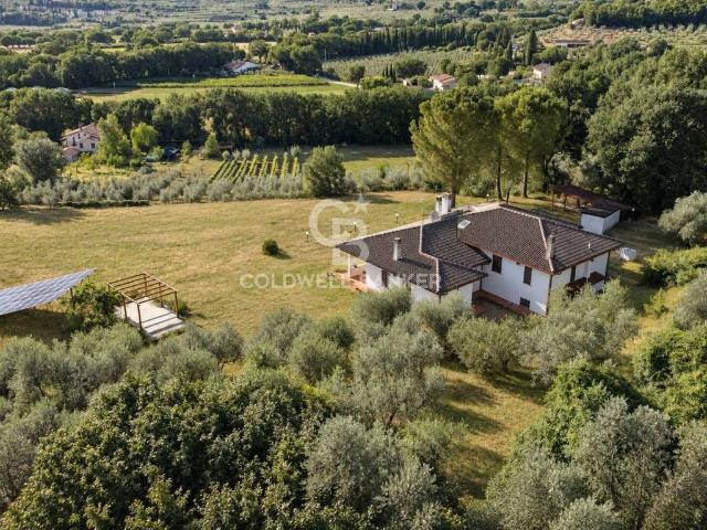 Villa in vendita a Spello PG
