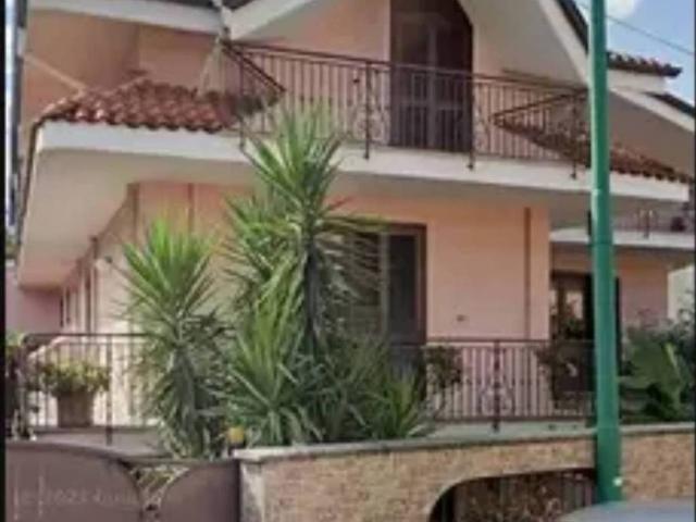 Villa in vendita a Sperone AV