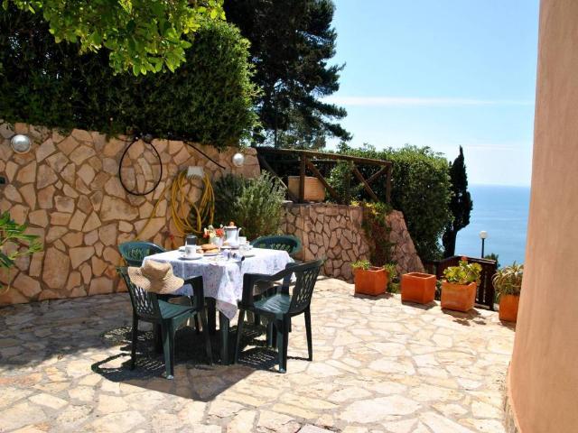 Villa in vendita a Sperlonga LT
