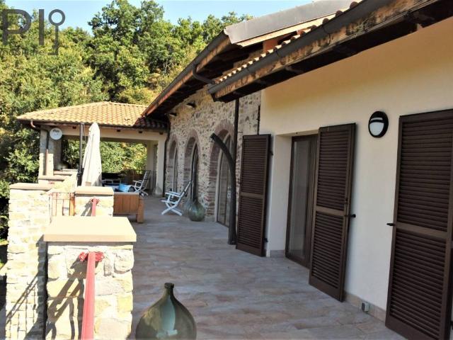 Villa in vendita a Spigno Monferrato AL