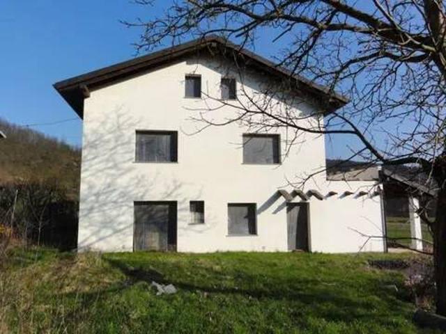 Villa in vendita a Spigno Monferrato AL