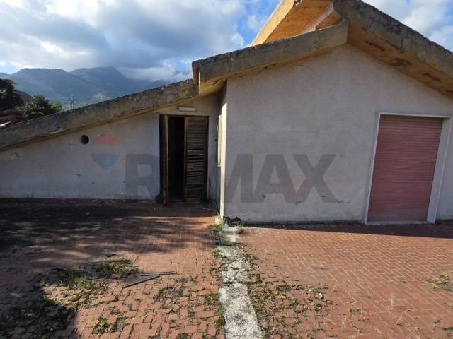 Villa in vendita a Spigno Saturnia LT