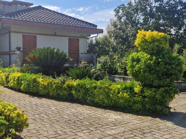 Villa in vendita a Spigno Saturnia LT