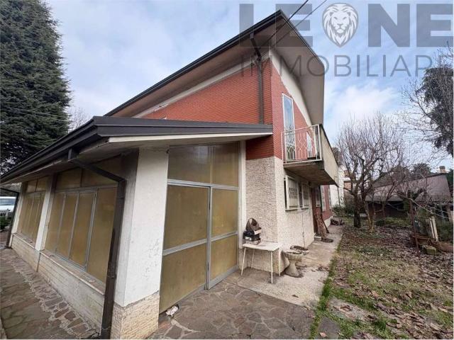 Villa in vendita a Spilamberto MO