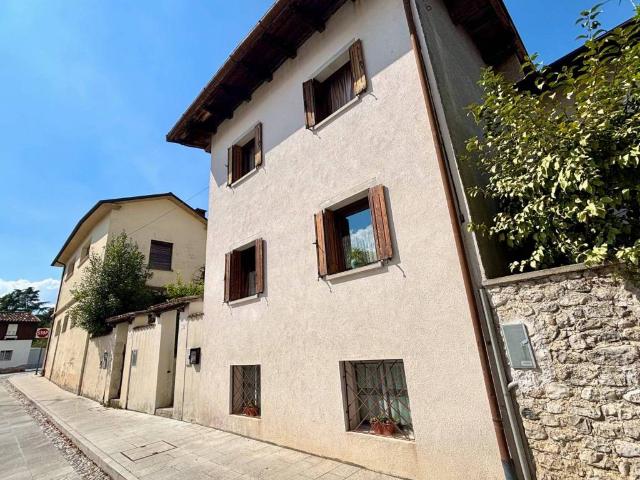 Villa in vendita a Spilimbergo PN