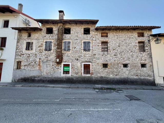 Villa in vendita a Spilimbergo PN