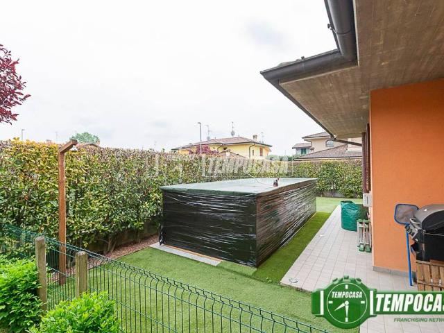 Villa in vendita a Spino d'Adda CR